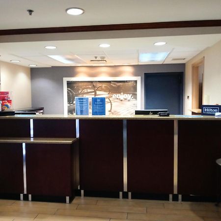 Hampton Inn & Suites Кокомо Екстериор снимка