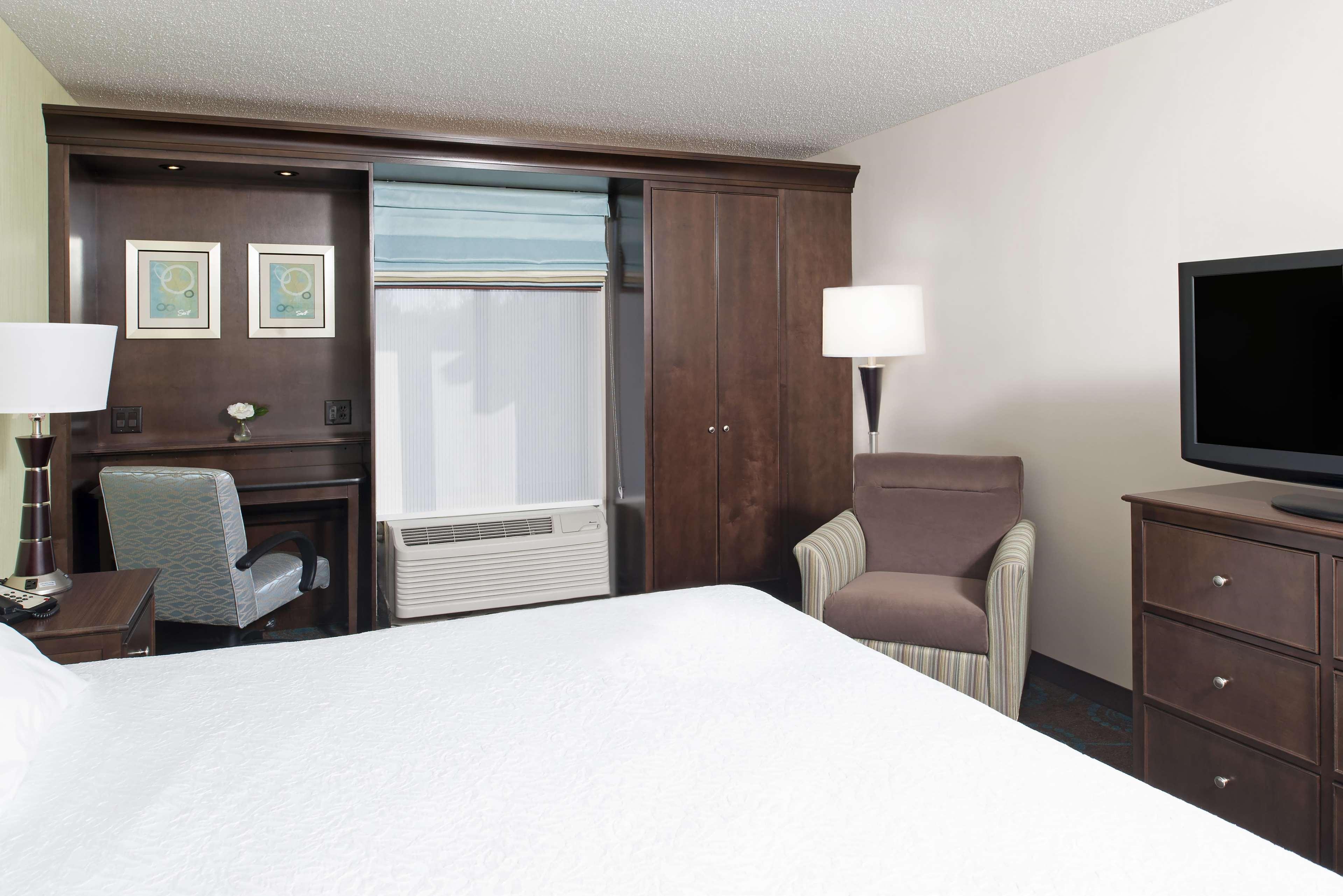 Hampton Inn & Suites Кокомо Екстериор снимка