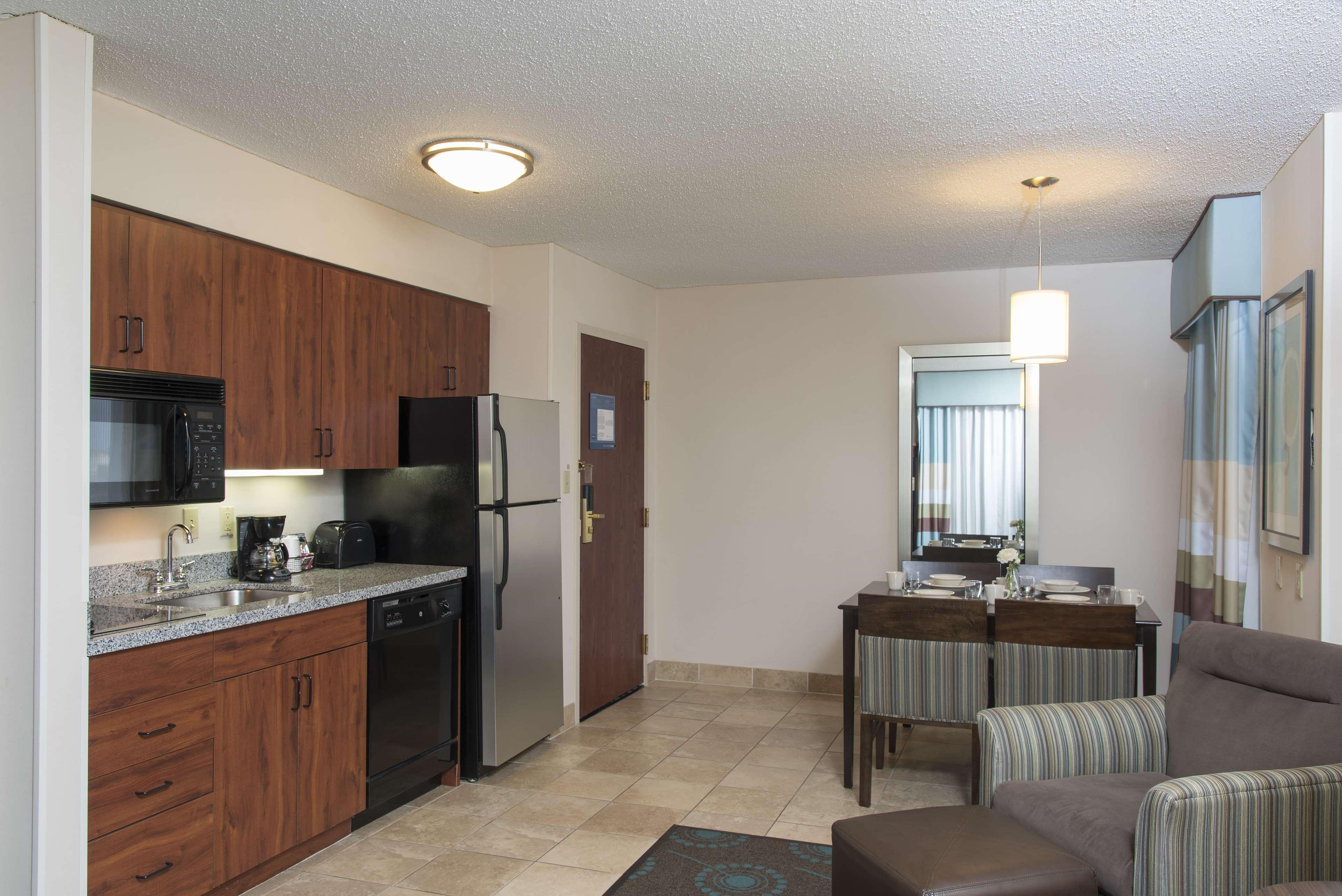 Hampton Inn & Suites Кокомо Екстериор снимка
