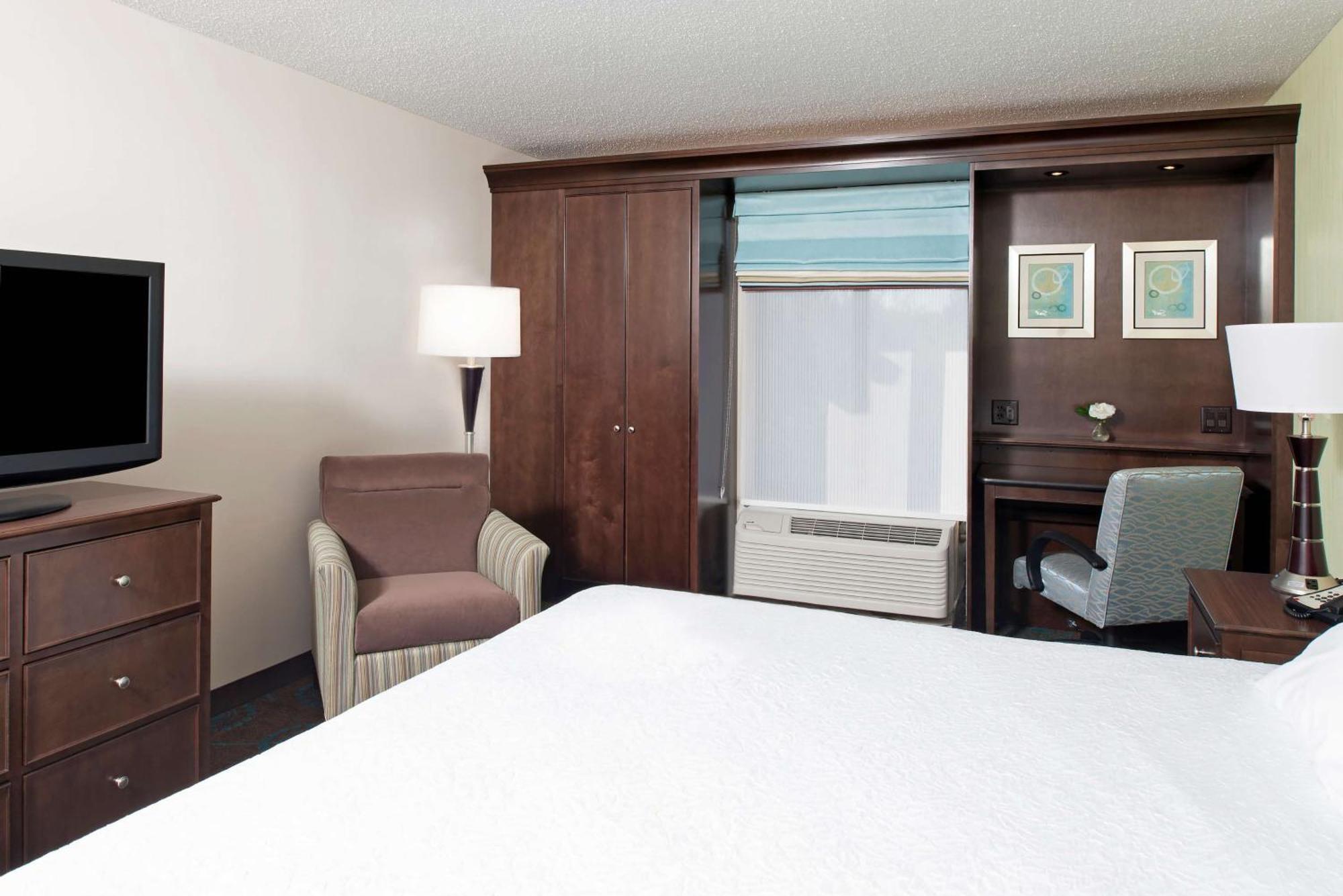 Hampton Inn & Suites Кокомо Екстериор снимка