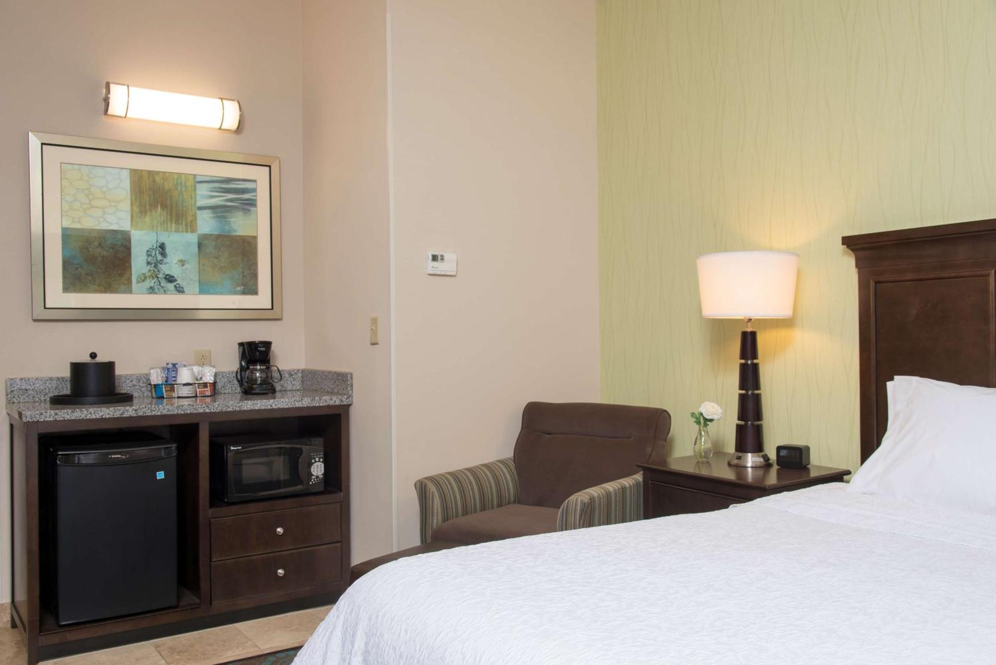 Hampton Inn & Suites Кокомо Екстериор снимка