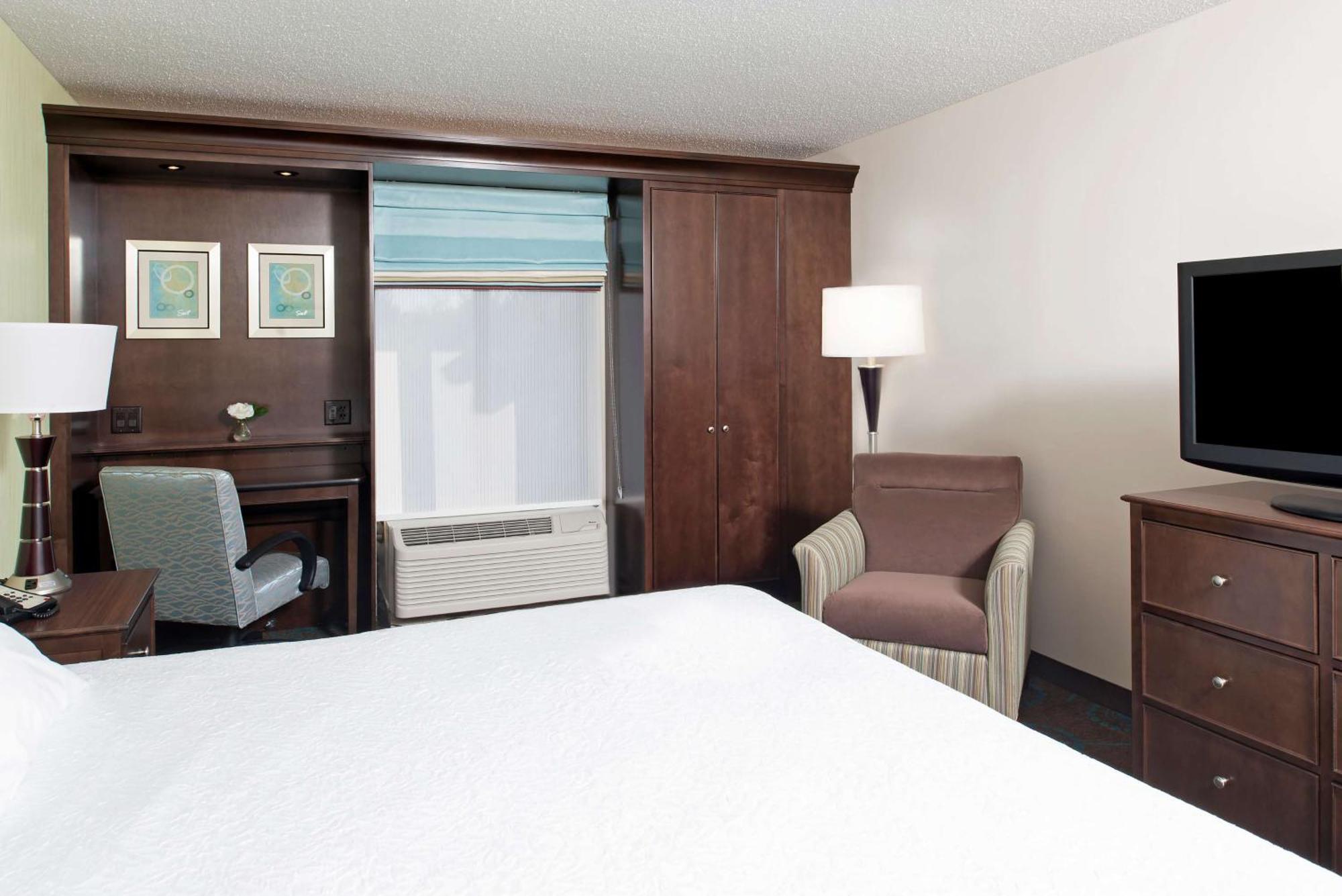 Hampton Inn & Suites Кокомо Екстериор снимка