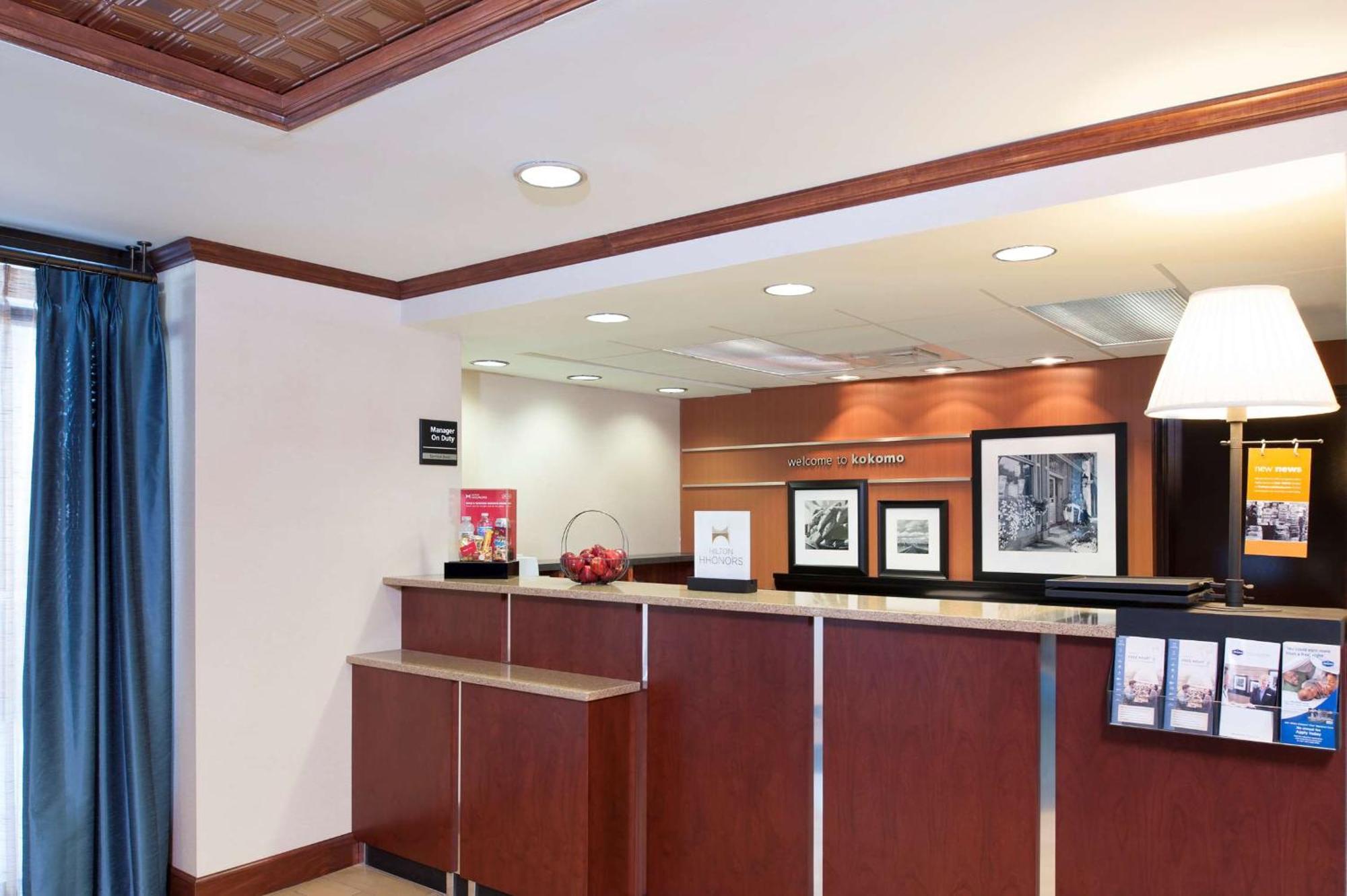 Hampton Inn & Suites Кокомо Екстериор снимка